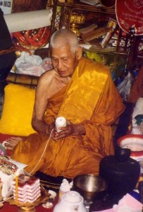 LP Yeam Wat Samngan 2542