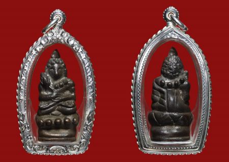 This Phra Kring encased with brand new handmade Silver waterproof casing.